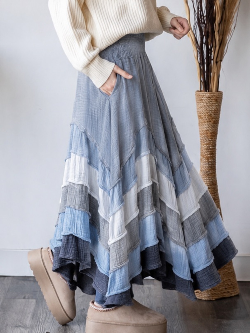 🌟Oli & Hali L Boho Tiered Midi Skirt in Blue and White OH001 - Picture 2 of 5